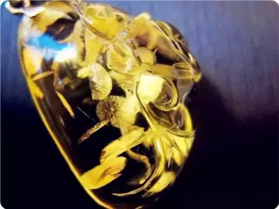 花珀怎么辨认是否天然 怎么鉴别花珀是不是天然的