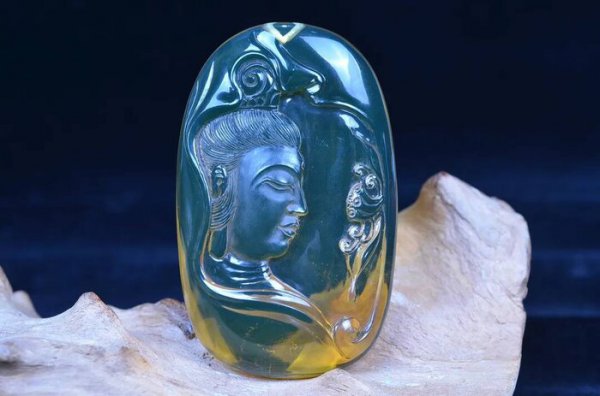 哪一种琥珀最名贵