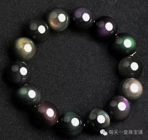 女人戴银曜石好还是金曜石好