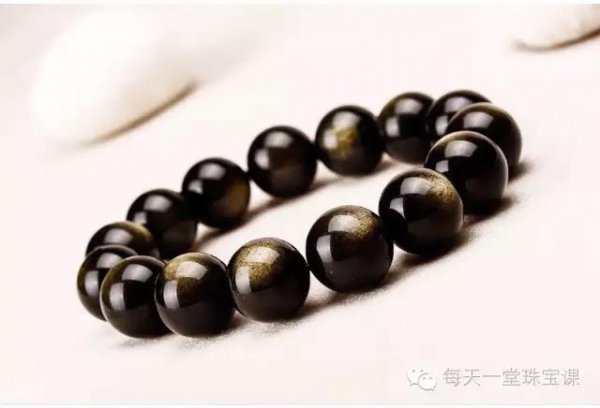 女人戴银曜石好还是金曜石好