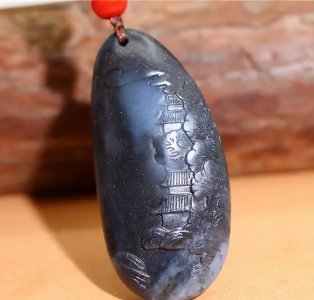 和田玉青花籽料为什么便宜 和田玉青花籽料价格