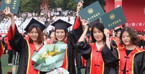 35岁女人无学历适合学点什么