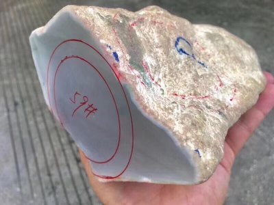 木那场口的翡翠什么特征 木那场口翡翠原石的特点