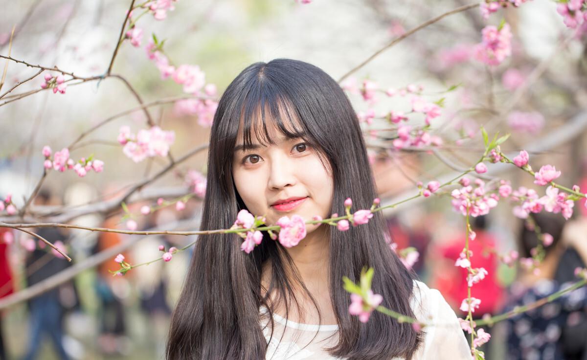 女生暗恋你的表现