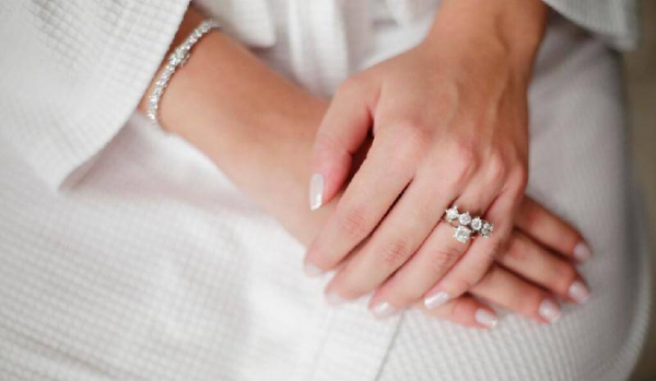 发现丈夫出轨后智慧的女人这样做