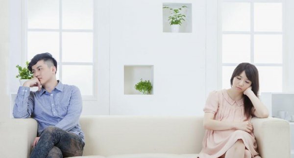 老公冷战不提离婚也不联系你
