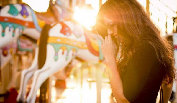 一个男孩子喜欢一个女孩子的表现