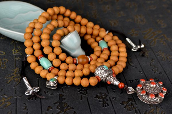 女人戴哪种菩提子好