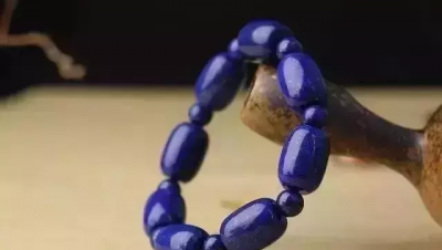 青金石用紫光灯鉴定 青金石在紫光灯下如何鉴别真假