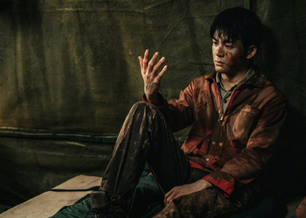 张起灵和吴邪是什么关系