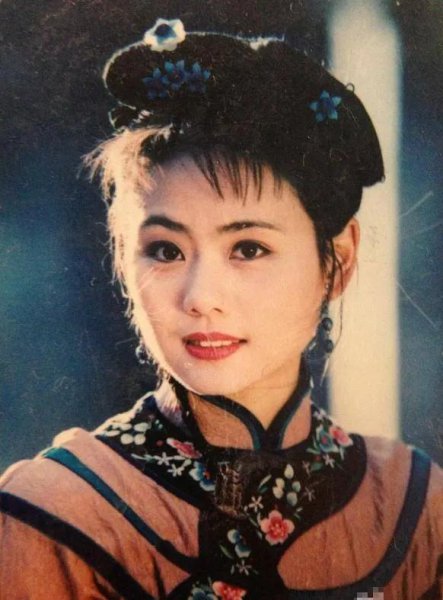 柳红扮演者是哪位演员