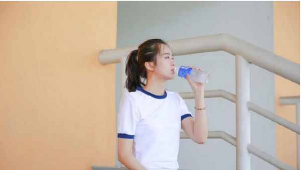 漂亮又有钱的星座女有哪些