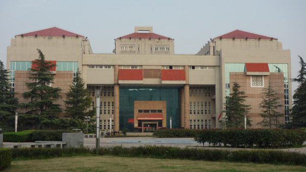 扬州大学几个校区