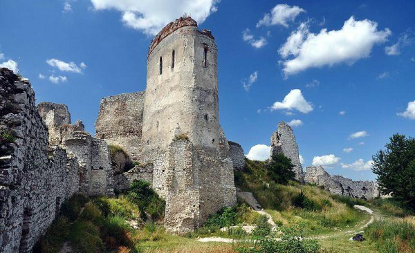 伊丽莎白巴托里伯爵夫人真实故事