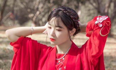 做个俗人的经典语句 有关俗人的人生哲理文案推荐