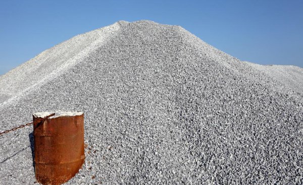 石灰吟是于谦什么时候写的