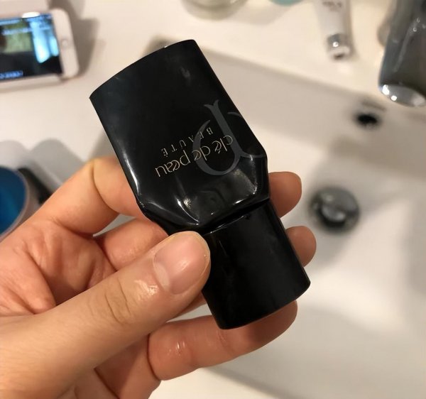 雅诗兰黛dw粉底液好用吗