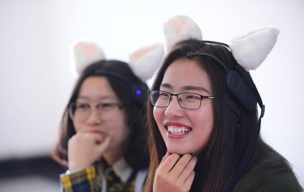 别人夸你年轻怎么幽默回答