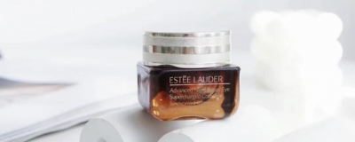 雅诗兰黛眼霜的正确使用方法 雅诗兰黛眼霜的功效和作用