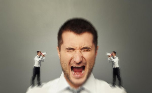 歇斯底里的意思是什么