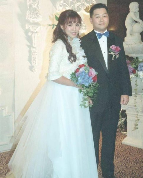 歌手黎瑞恩的资料简介