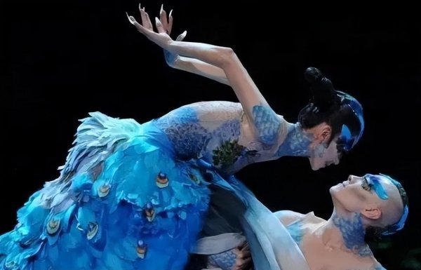 杨丽萍是什么人物