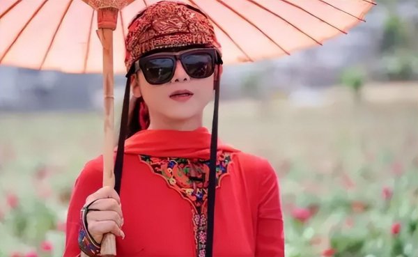 杨丽萍是什么人物