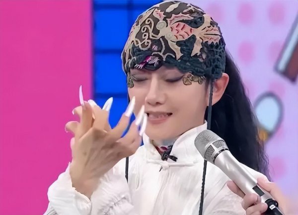 杨丽萍是什么人物