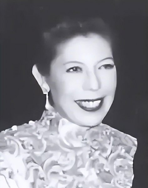 蒋友梅和蒋经国是什么关系