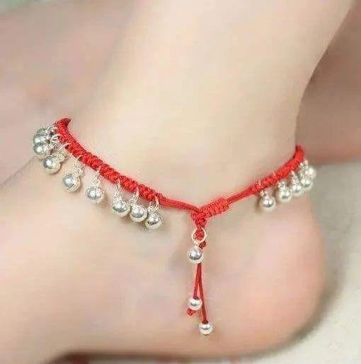 女生脚上系红绳什么意思
