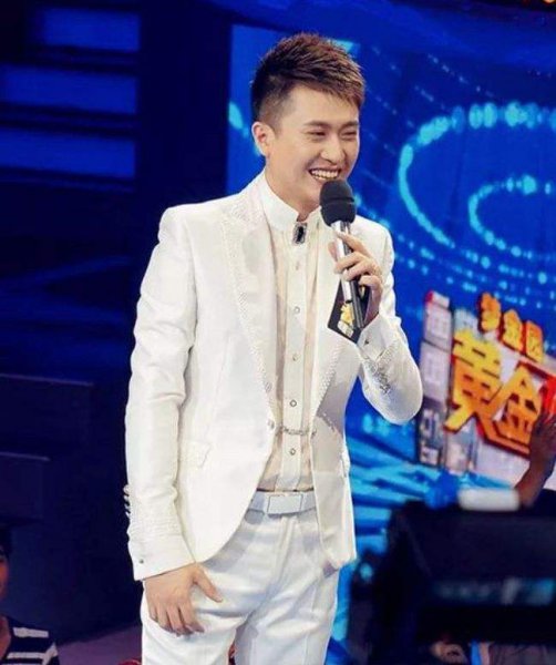 主持人杨帆简历及个人资料简介