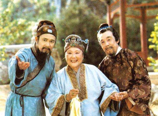 红楼梦前八十回和后四十回区别