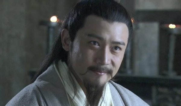 三国演义中的卧龙是谁