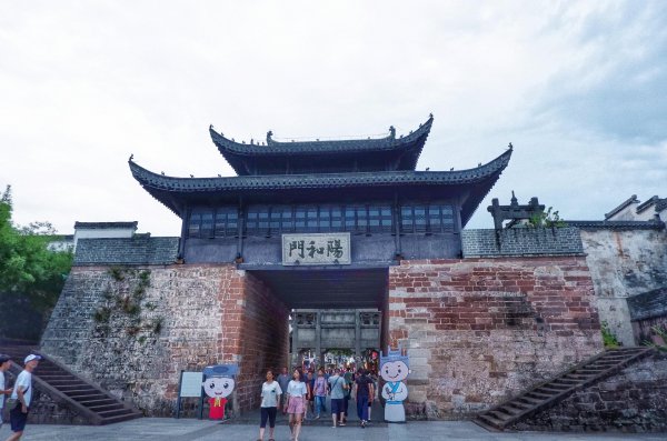 徽墨歙砚的主产地歙县在哪个省