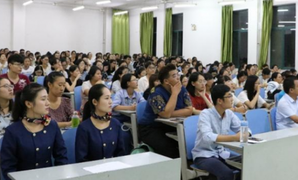 大学挂科补考过了档案有记录吗