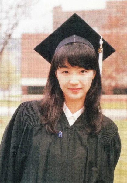 唱过千千阙歌的女歌手是哪位