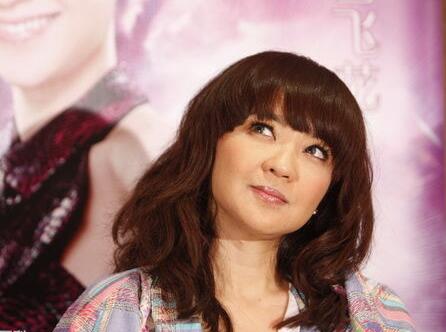 唱过千千阙歌的女歌手是哪位