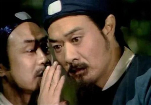 红楼梦贾雨村为什么要报复贾家