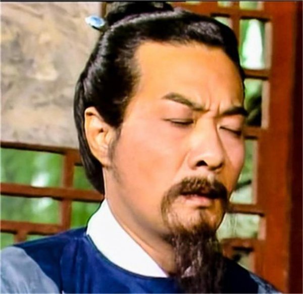 红楼梦贾雨村为什么要报复贾家