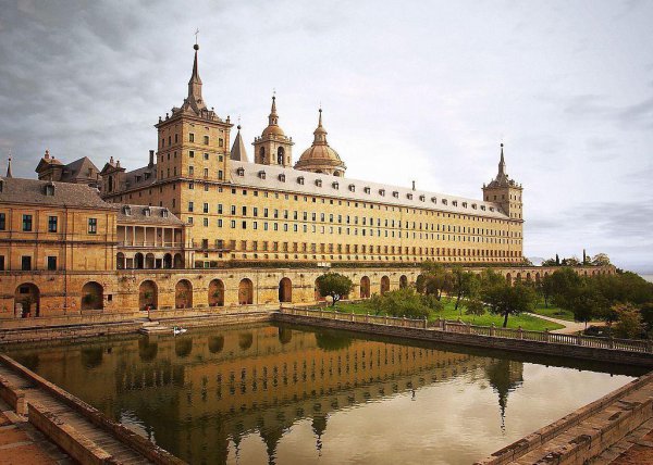 法国人口和面积是多少