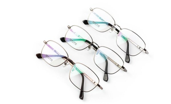 戴眼镜头晕但是很清晰