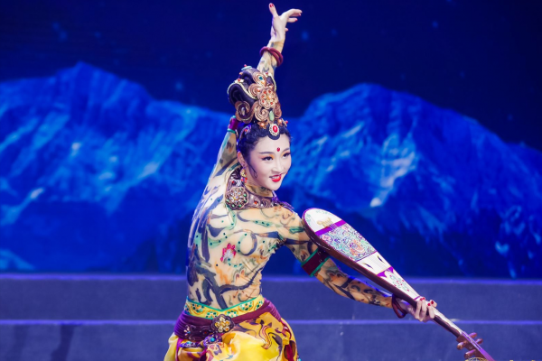 殷硕个人资料简介