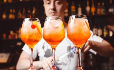 鸡尾酒是什么酒 鸡尾酒的起源故事及历史演变过程
