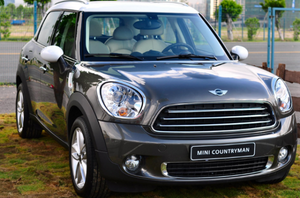 适合40岁女人开的车型