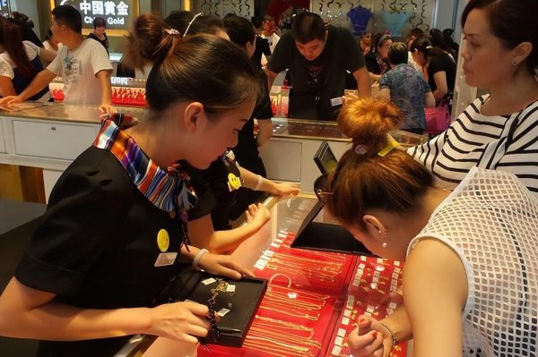 什么时候买黄金首饰最划算