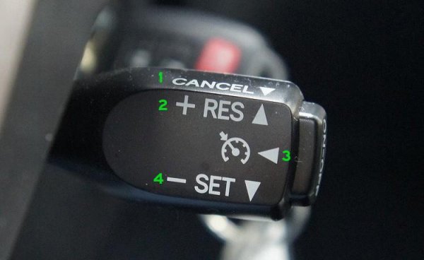 方向盘cancel按键是什么意思