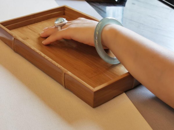 手镯的寓意和象征是什么