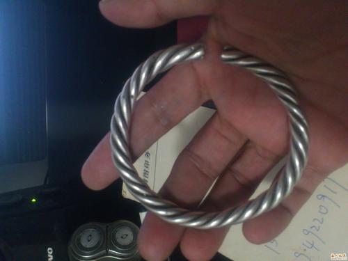 手镯的寓意和象征是什么