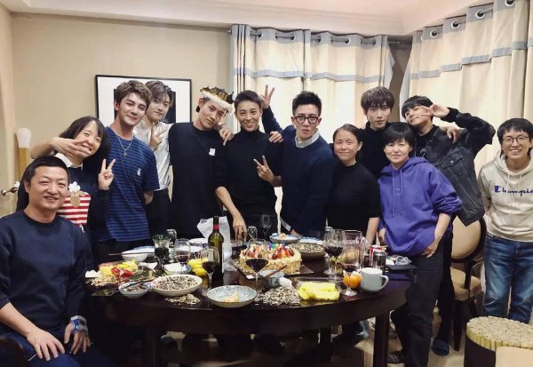 x玖少年团都不提肖战是真的吗