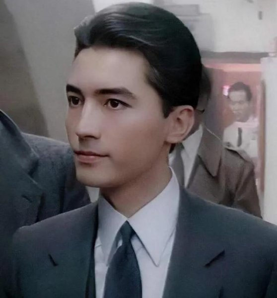 尊龙身高多高与长相水平